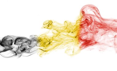 Belçika bayrağı duman