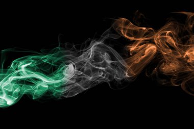 İrlanda bayrağı duman