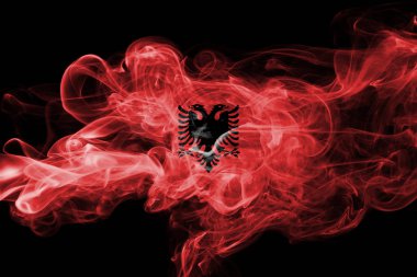 Arnavutluk duman bayrak