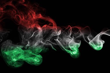 Macaristan bayrağı duman