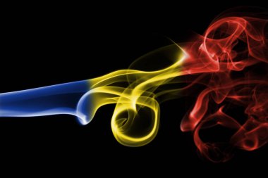 Romanya bayrağı duman