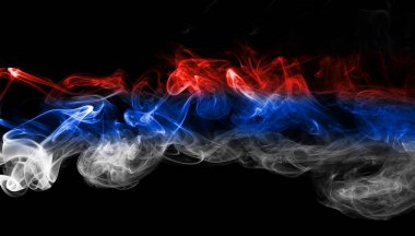 Rusya bayrağı duman