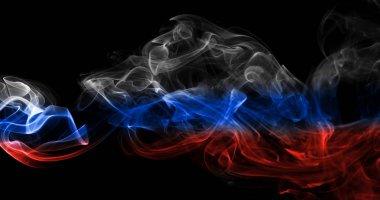 Rusya bayrağı duman