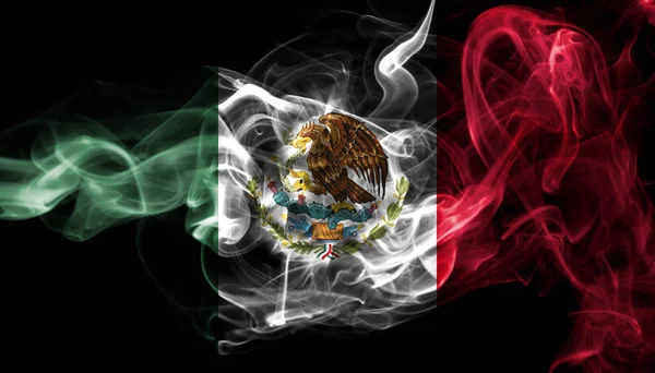 멕시코 국기 연기 — 스톡 사진