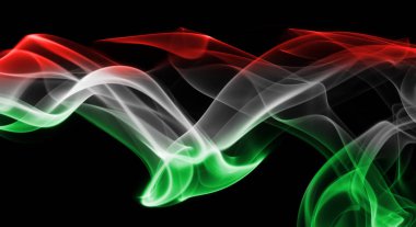 Macaristan bayrağı duman