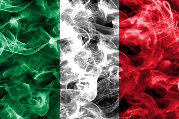 Vlag van Italië rook — Stockfoto