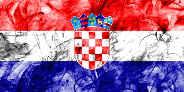 Bandera de humo de Croacia sobre fondo blanco —  Fotos de Stock