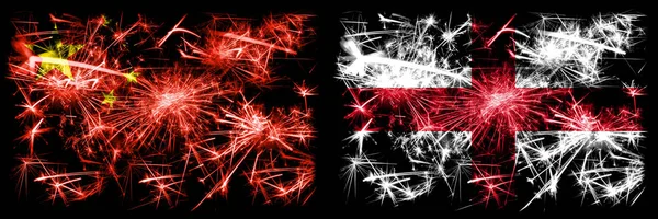 China, chinês vs Inglaterra, Inglês celebração Ano Novo viagem fogos de artifício cintilantes bandeiras fundo conceito. Combinação de duas bandeiras de estados abstratos . — Fotografia de Stock