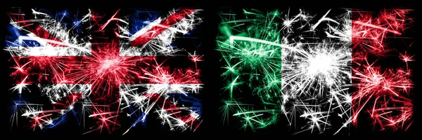 Nagy-Britannia, Egyesült Királyság vs Olaszország, olasz újév ünneplés utazás pezsgő tűzijáték zászlók koncepció háttér. Két elvont állapot kombinációja zászló. — Stock Fotó
