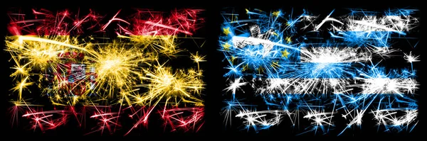 Espanhol vs Sul Camarões celebração de Ano Novo fogos de artifício cintilantes fundo conceito. Combinação de duas bandeiras de estados abstratos . — Fotografia de Stock