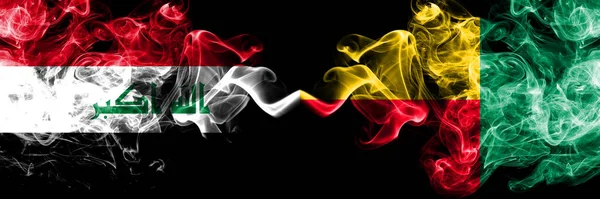 Ирак Ирак Против Бенина Курящие Мистические Флаги Бенина Расположенные Бок — стоковое фото
