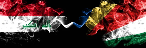 Irak Irak Gegen Seychellen Seychelloise Rauchige Mystische Flaggen Nebeneinander Platziert — Stockfoto