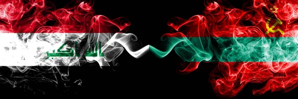 Irak Irak Gegen Transnistrien Rauchen Mystische Fahnen Nebeneinander Dicke Seidenrauchfahnen — Stockfoto