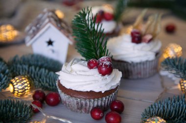 Bir fincan sıcak çay.