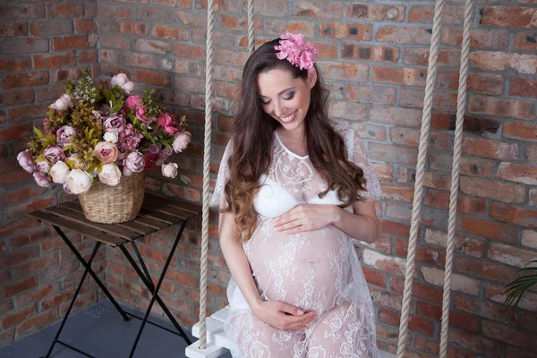 Frau wartet auf Baby — Stockfoto