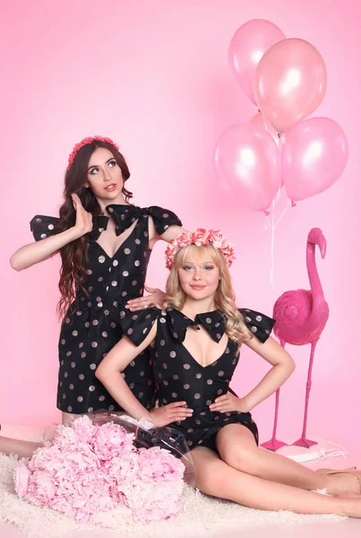 Kızlar bebek makyaj ile