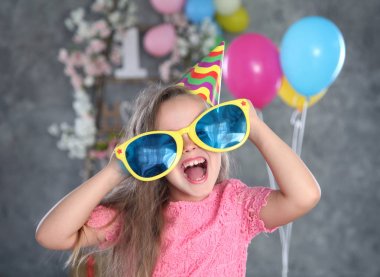 Kız doğum günü partisi