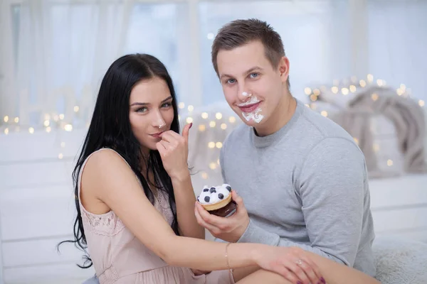 Young couple in love — Stock Photo, Image