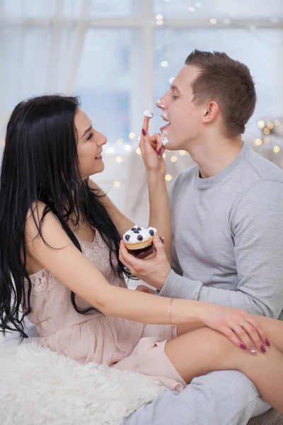 Casal brincalhão — Fotografia de Stock