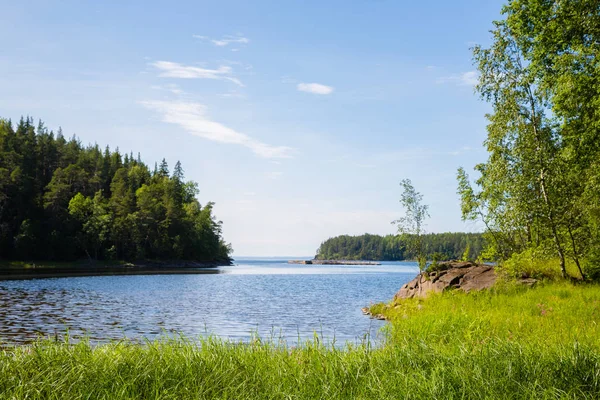 Letní krajina na ostrově Valaam v Rusku — Stock fotografie