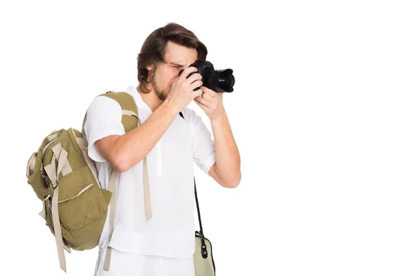 Giovane con una macchina fotografica in costume da spiaggia — Foto Stock