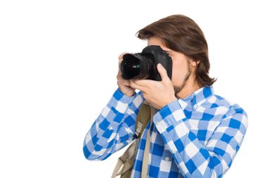 Yakışıklı genç fotoğrafçı yaz kamera ile uygun