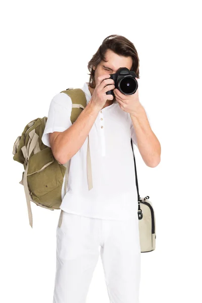 Jeune homme avec une caméra en costume de plage — Photo