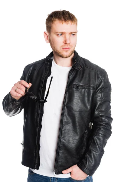 Fiatal Európai Férfi Szakállal Fekete Kabátban Fehér Alapon Elszigetelve — Stock Fotó