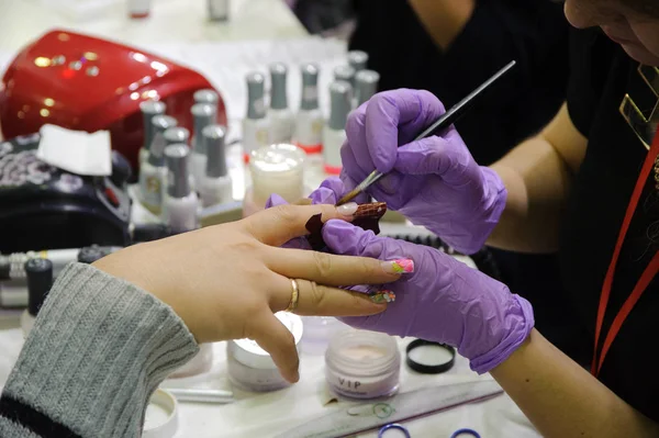 Competencia de estilistas de uñas en Kazajstán. Astana. Nov 10, 2017 —  Fotos de Stock