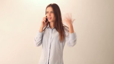 Kadın telefonda kavga