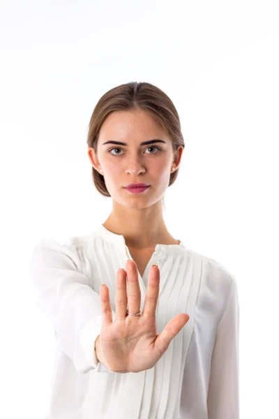 Vrouw met hand op de voorgrond van haar — Stockfoto