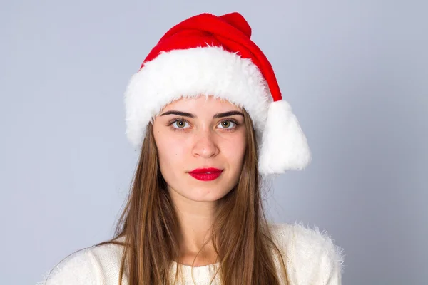 Γυναίκα με το κόκκινο καπέλο Χριστούγεννα — Φωτογραφία Αρχείου