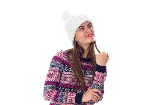Frau in Pullover und weißem Hut — Stockfoto