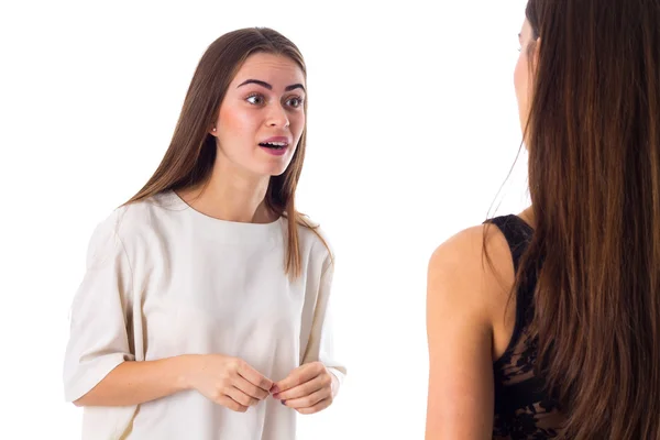 Two young woman talking — Stock Photo, Image