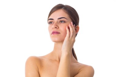 At kuyruğu olan kadın