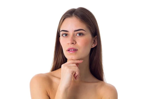 Mujer joven con cabello castaño largo — Foto de Stock