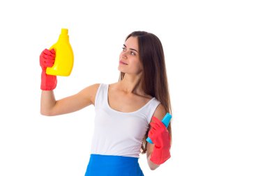 Kadın holding toz bezi ve deterjan