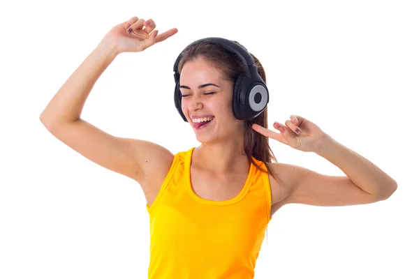 Mujer joven en auriculares — Foto de Stock