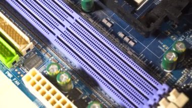 Bilgisayardan eski vintage anakart