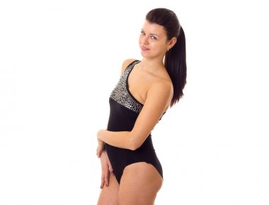 Yüzme elbiseli genç kadın