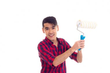 genç adam bir rulo holding