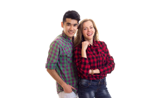 格子縞のシャツの若いカップル — ストック写真