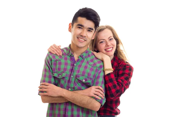 Ungt par i rutiga skjortor — Stockfoto