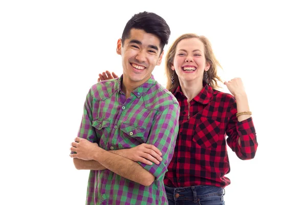 Νεαρό ζευγάρι στο καρό πουκάμισα — Φωτογραφία Αρχείου