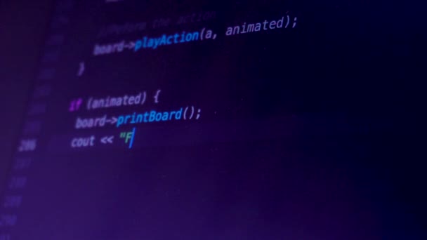 Bilgisayarda geliştirici programlama ve yazma kodu — Stok video