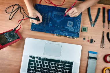 Teknik onarım anakart Servis Merkezi