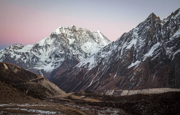 후에 일몰, 네팔 히말라야 산맥 로열티 프리 스톡 사진