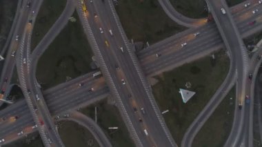 Otoyol kavşağı havadan görünümü