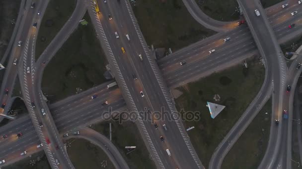 Luftaufnahme des Autobahnkreuzes — Stockvideo