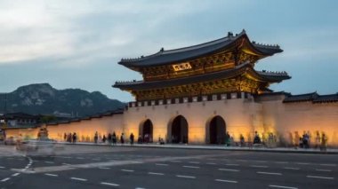 Zaman atlamalı Gwanghwamun kapısı